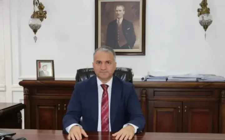 Ceyhan'da Muhtarlar Günü Coşkusu! Kaymakam Kurtyemez’den Muhtarlara Teşekkür Ve Tebrik Mesajı