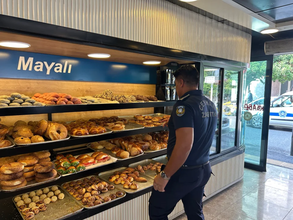 Ceyhan Zabıtası İlçe Genelinde Denetimlerini Artırdı: Hedef Güvenli Gıda