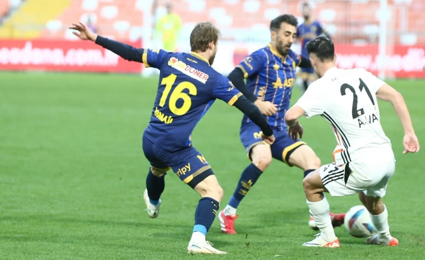 Candeias ve Ciss’ten Galibiyeti Getiren Goller