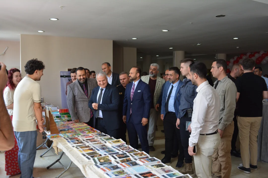 Ceyhan’da Kitap ve Kariyer Günleri Coşkuyla Başladı