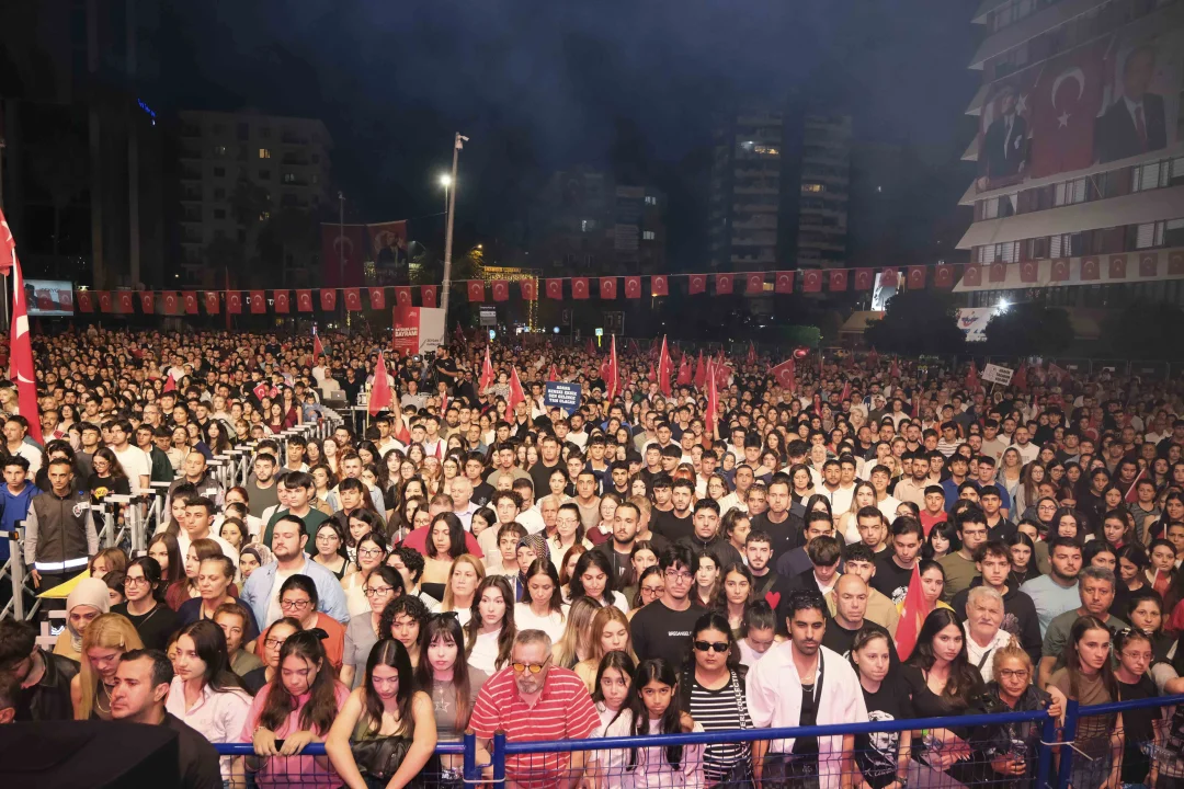 Güngör Geçer: “Cumhuriyet, Geleceğin de Adıdır!”