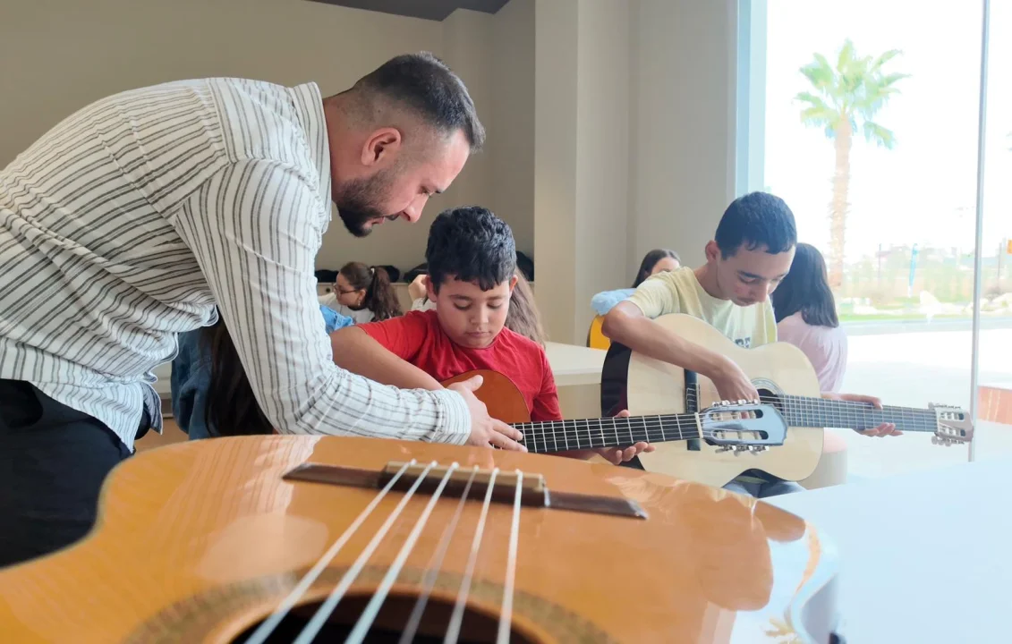 Ferdi Tayfur Sanat Merkezi’nde Müzik Dersleri Başladı