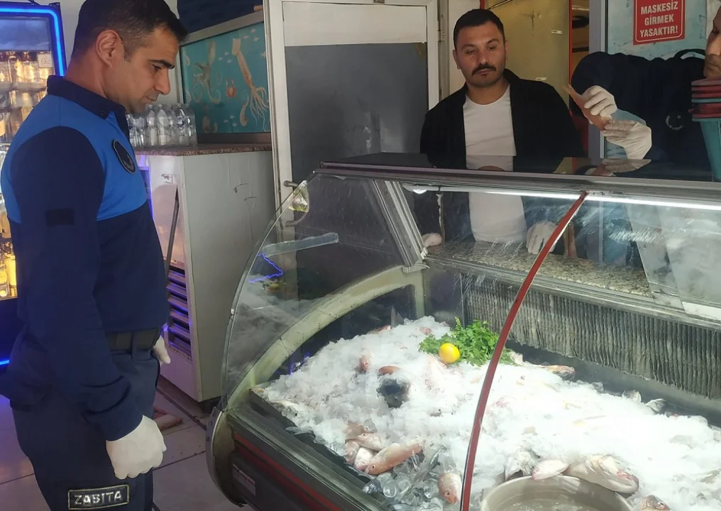 Pazar, Fırın ve Bakkallarda A’dan Z’ye Gıda Kontrolü