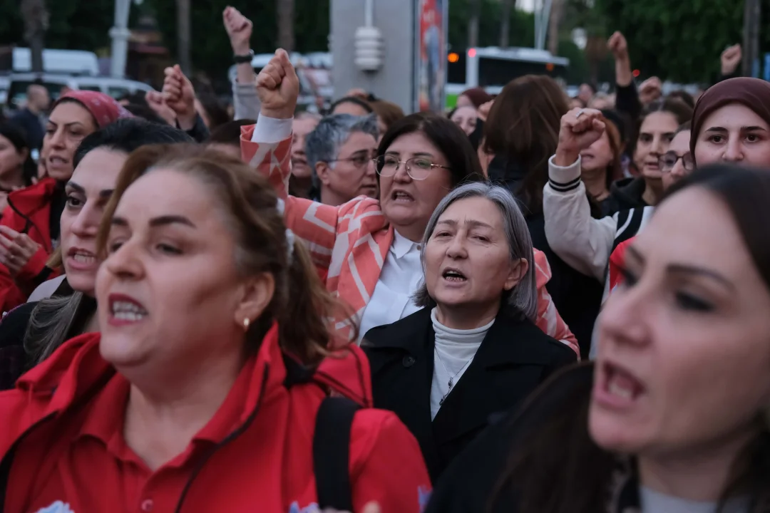 Adana Büyükşehirli Kadınlar Adalet İçin Sokakta