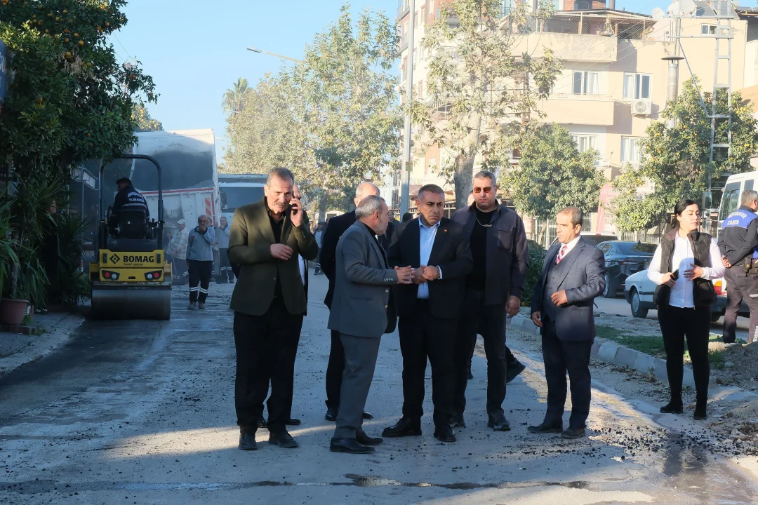 Ceyhan’da Hizmet Turu: Güngör Geçer Halk ve Esnafla Buluştu