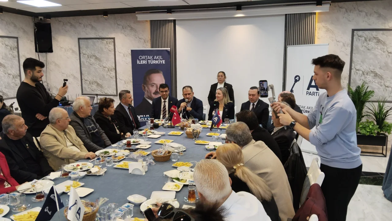 Ağca: “Bu Düzen Değişecek, Türkiye Kazanacak”