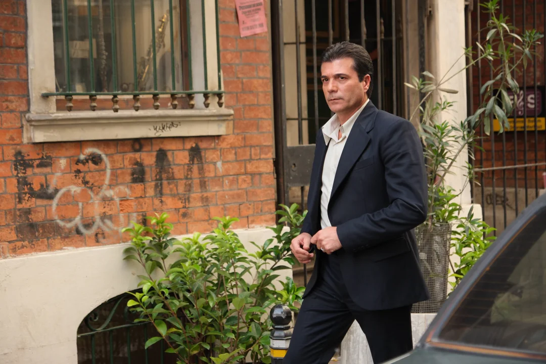 Çekimleri Tamamlanan “ÇATLI” filminden yeni yılın ilk fragmanı 