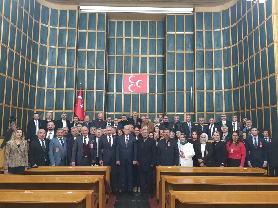 Devlet BAHÇELİ'ye “Fettahoğulları mührü” takdim edildi