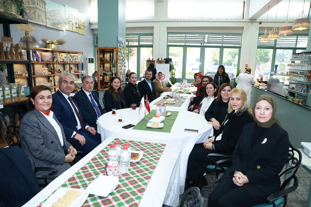 Bilim Kafe Buluşmasında Kadın Kooperatifleri Gündemdeydi