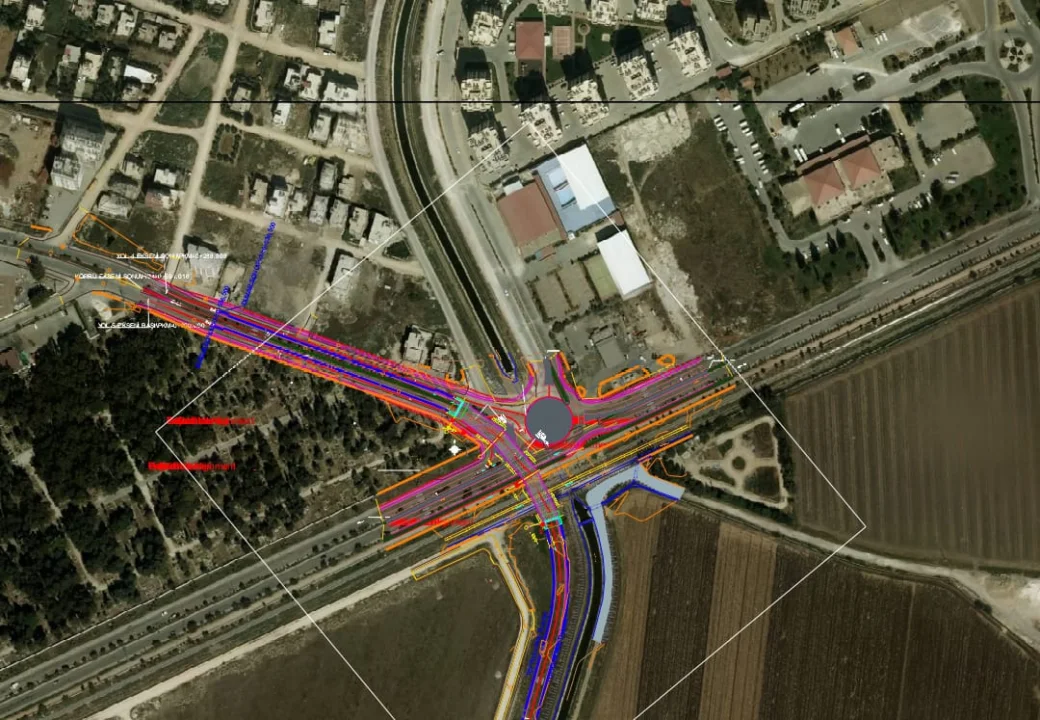 Ceyhan Belediyesi, Kentin İki Yakasını Birleştirecek Köprülü Kavşak Projesini Hayata Geçiriyor