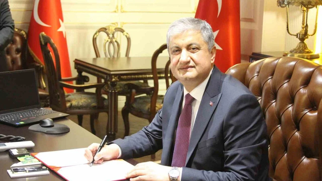 Adana’da Yeni Dönem: Vali Mustafa Yavuz Görev Başında