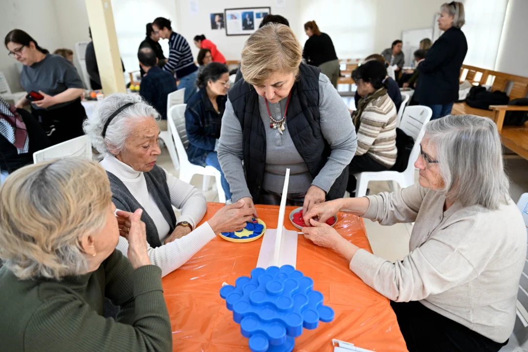 Çukurova’da Hafızalara Dokunan Etkinlik: Alzheimer Hastalarına Moral Deposu!