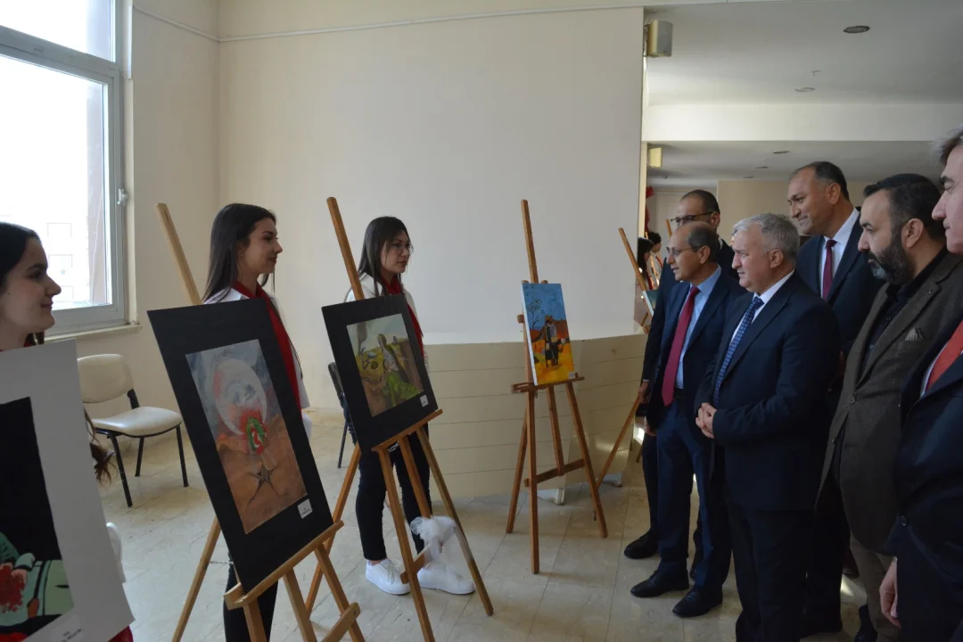Ceyhan’da Mehmet Akif Ersoy’u Anma Günü: Sahne Gösterileri Göz Doldurdu